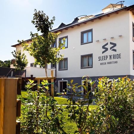 Sleep 'N' Ride Massa Marittima Hotel Exterior photo